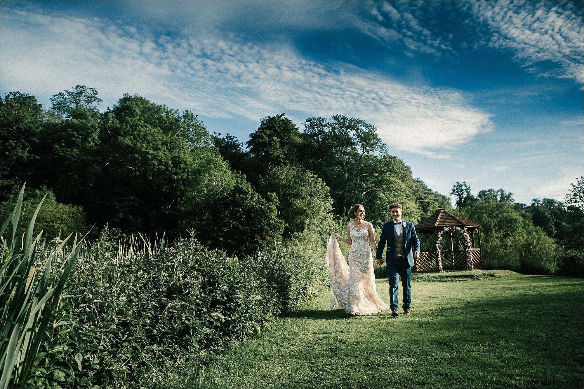 Outdoor Country wedding at Kitley